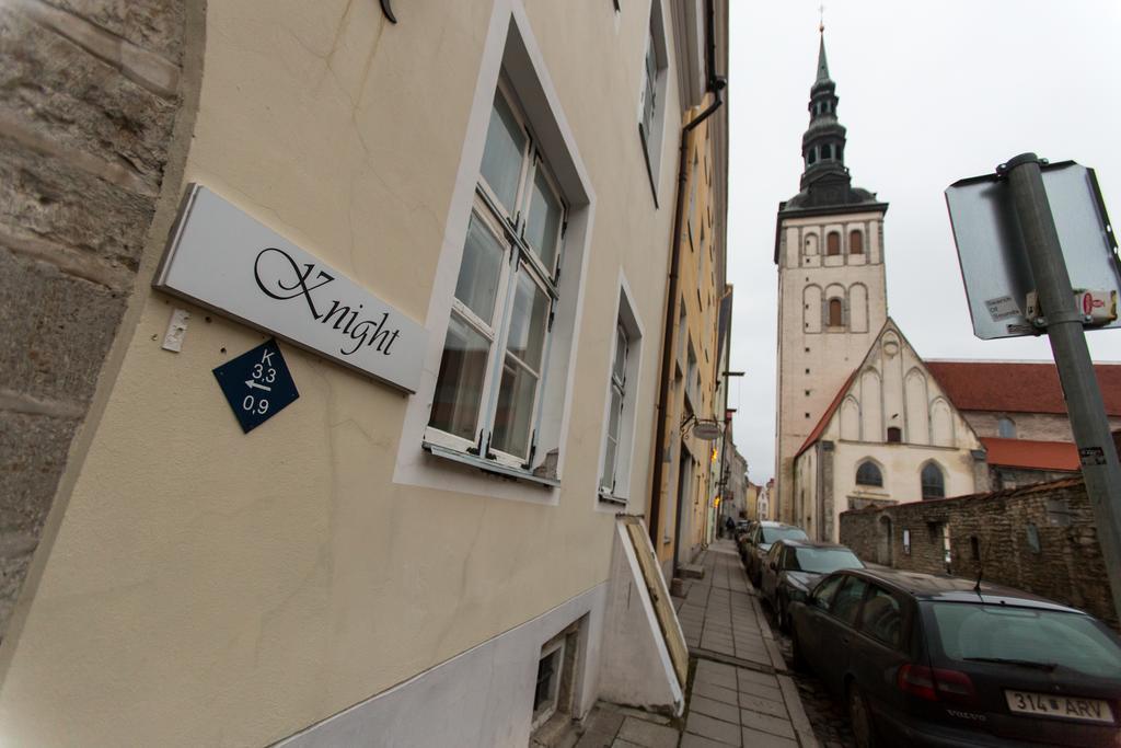 The Knight House Hostel Tallinn Exterior foto