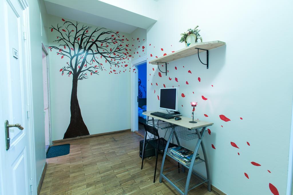The Knight House Hostel Tallinn Exterior foto