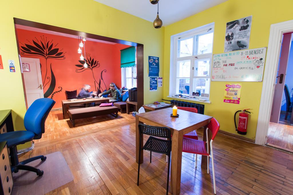 The Knight House Hostel Tallinn Exterior foto